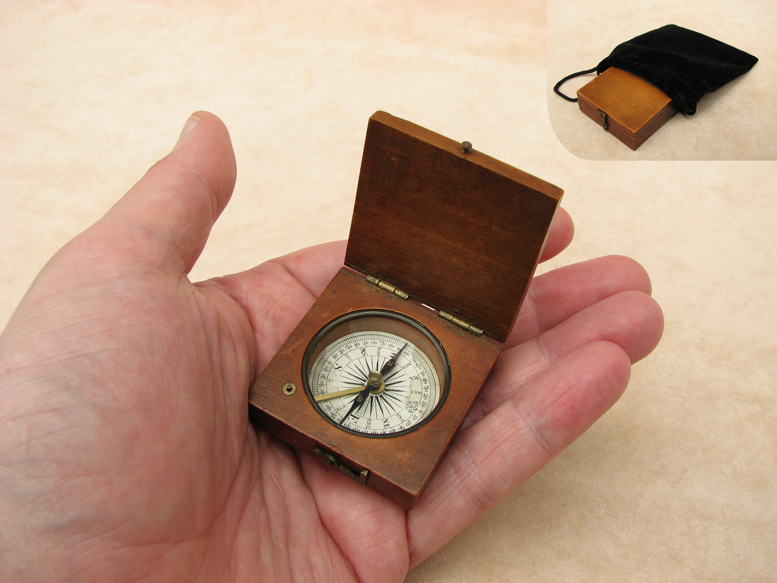 Mid 19th century mahogany cased pocket compass signed Lennie Edinburgh